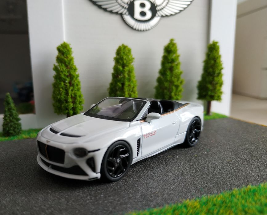 Bentley Bacalar 1:64 Mini GT
