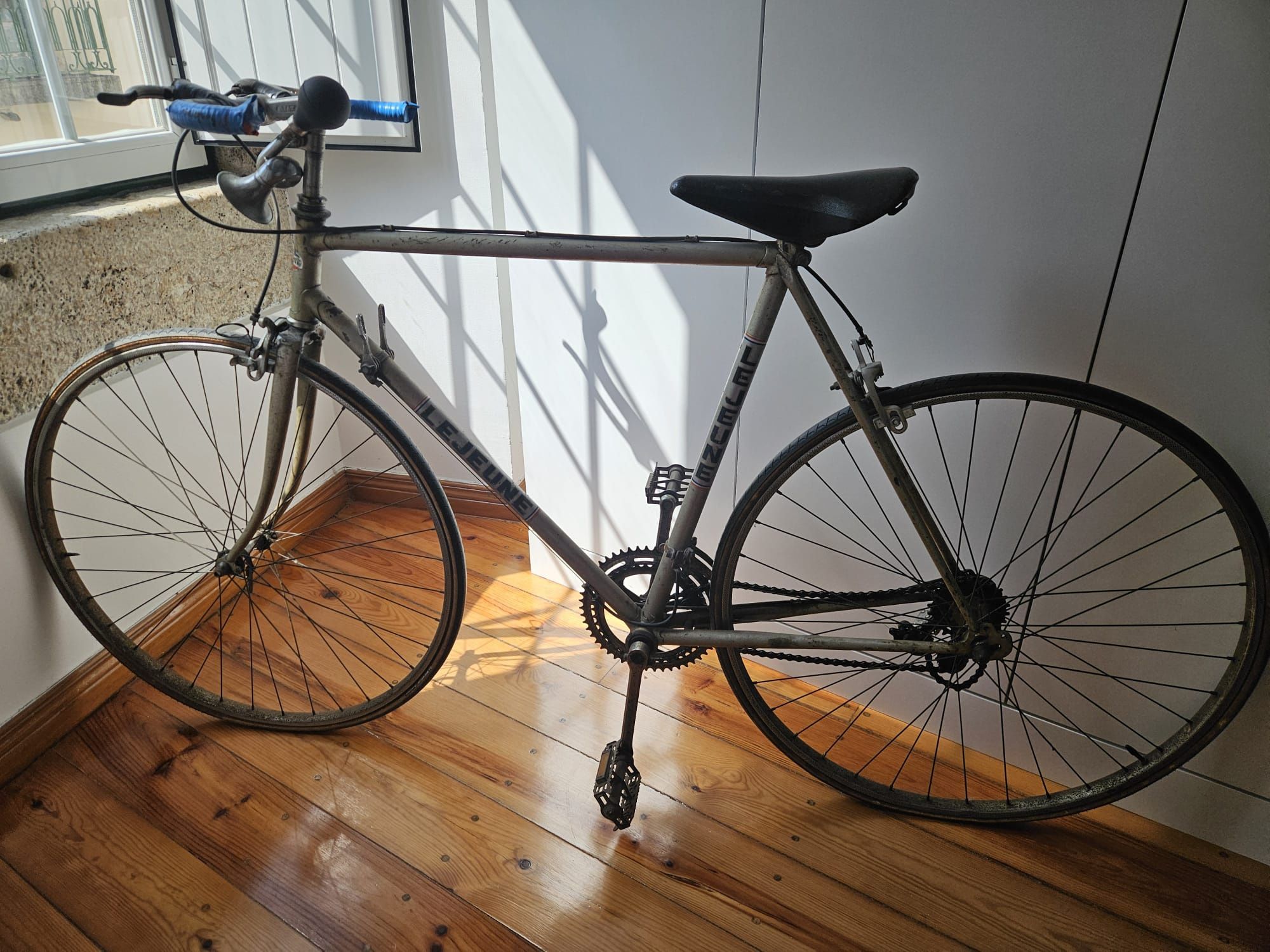 Bicicleta de 1940 francesa da Le Jeune