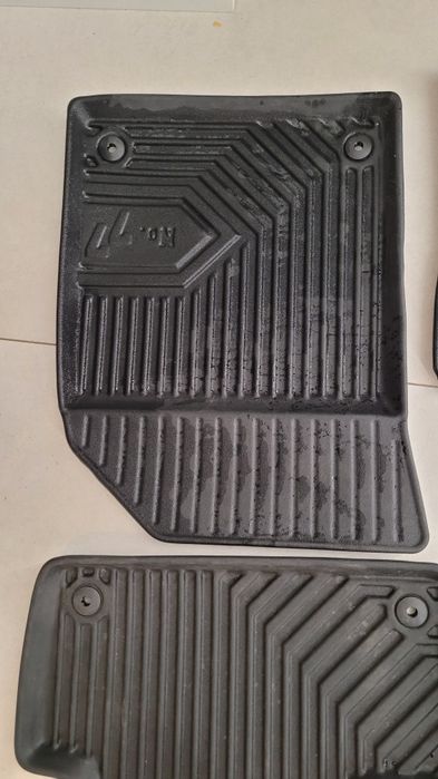 Gumowe dywaniki samochodowe No.77 do Volvo S60 III V60 II 2018-