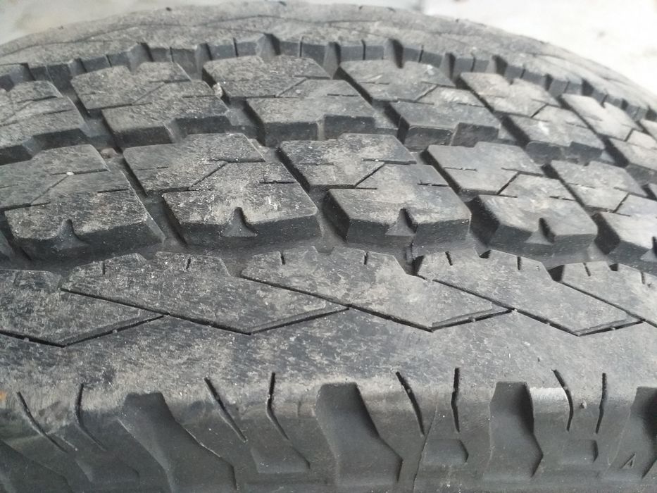 Opony letnie Bridgestone Duravis 195/75/16C
