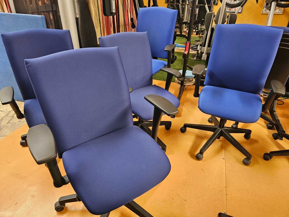 Cadeiras de escritório - Bom estado geral - Valor unitário