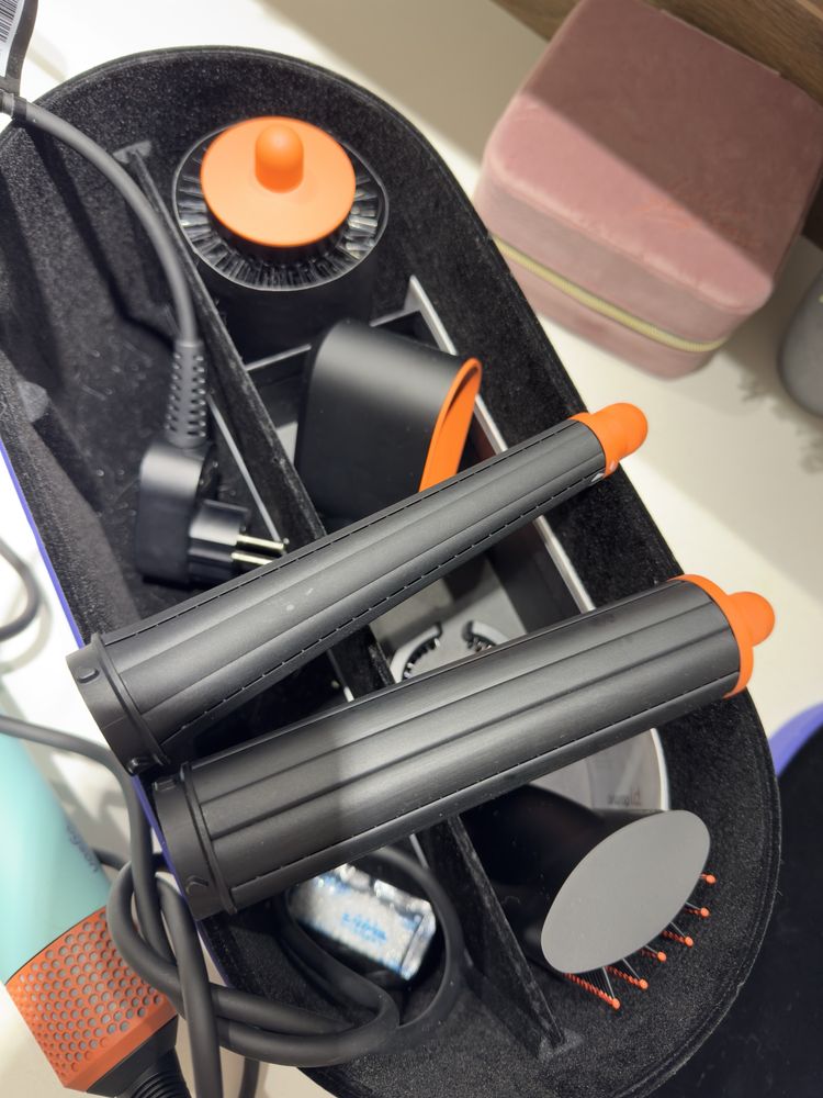 Dyson id. curl pilne