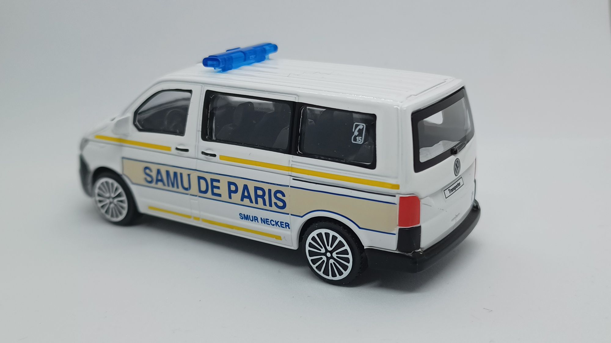 VW T6.1 SAMU DE PARIS Bburago BURAGO 1/43 1:43