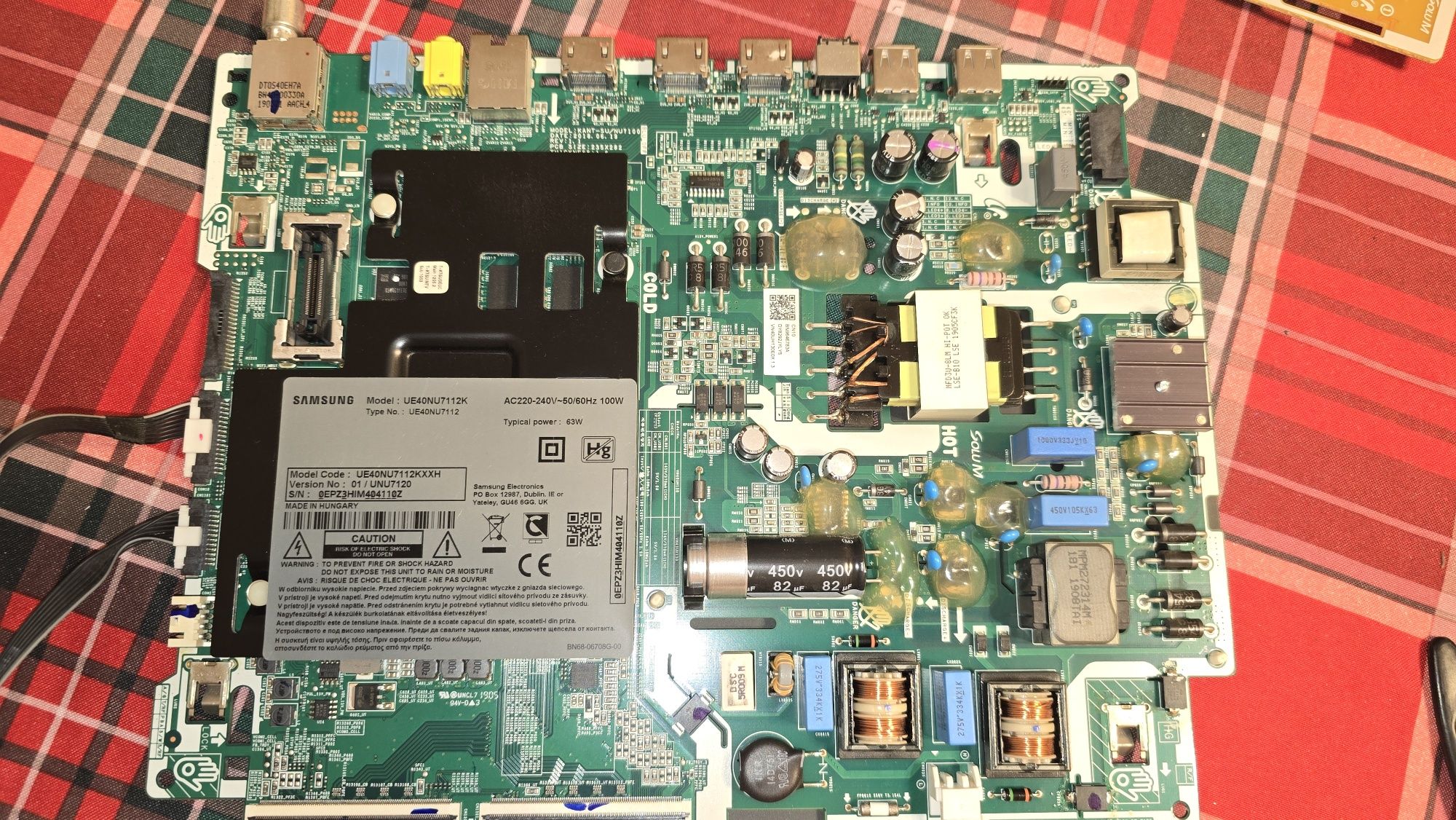 Części Tv Samsung UE40NU7112K