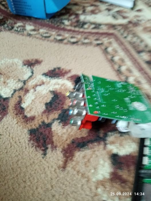 Продам звукову плату на запчасти може комусь потрібно