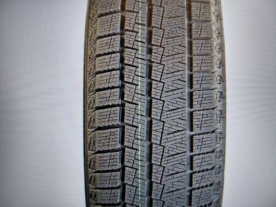 Резина 215/55/17 зима