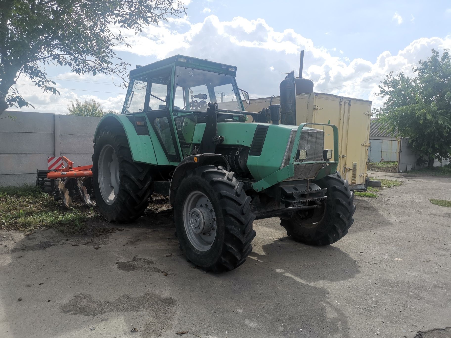 Трактор Дойц Deutz DX 6.10