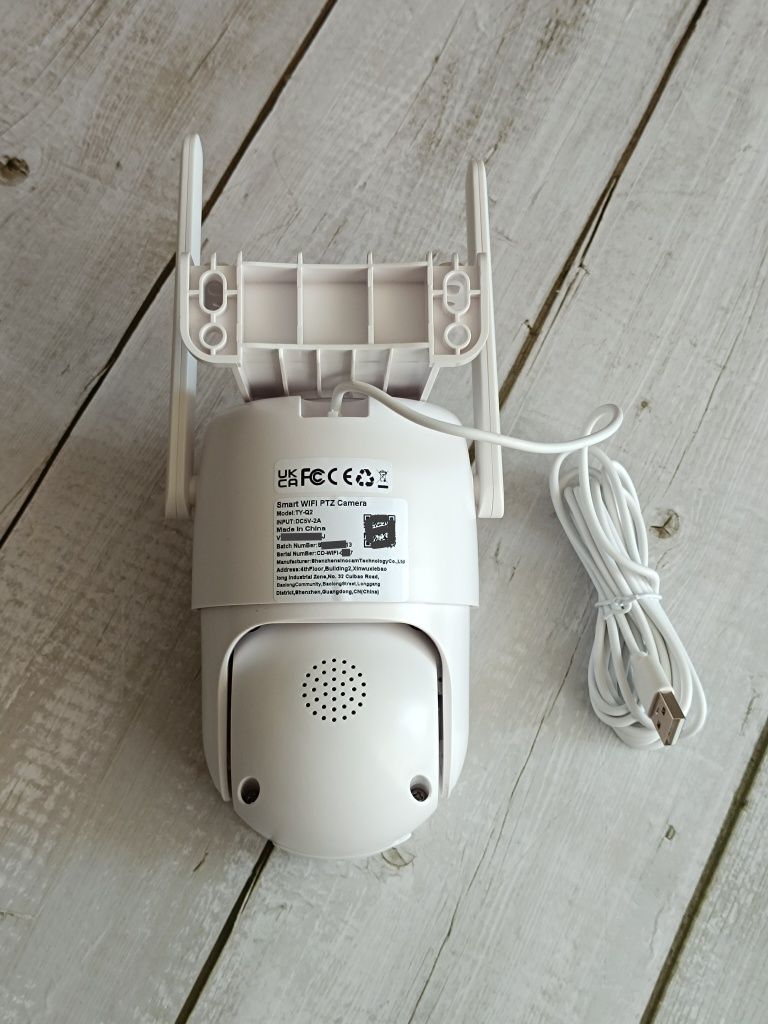 Безпровідна поворотна WiFi камера