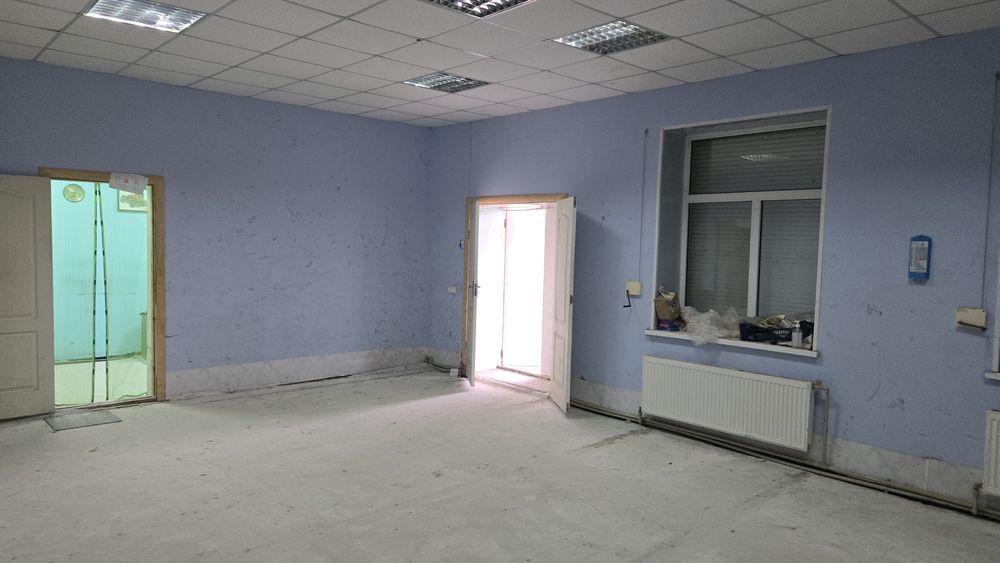 Здание, помещение с двором