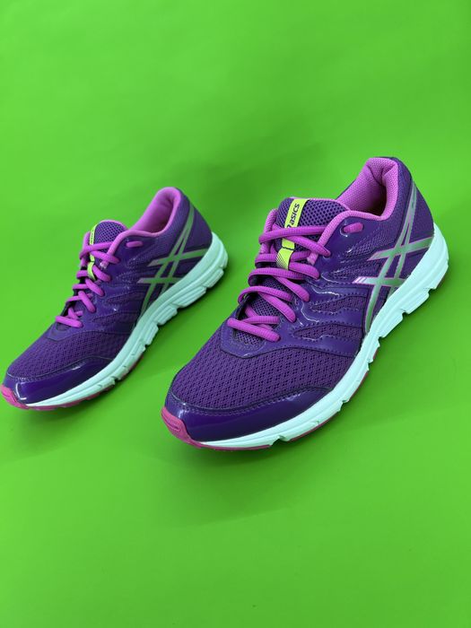 Кросівки 39,5р.25см. Asics