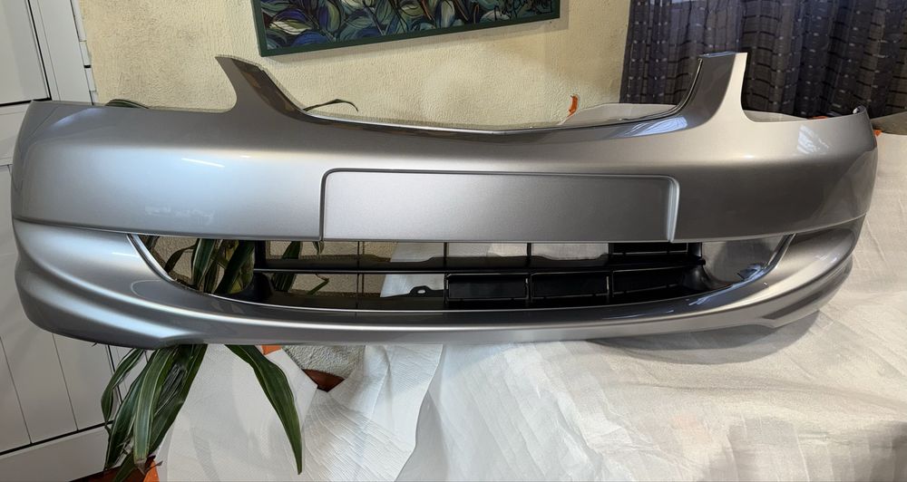 Para-choques frontal Honda Civic Sport .