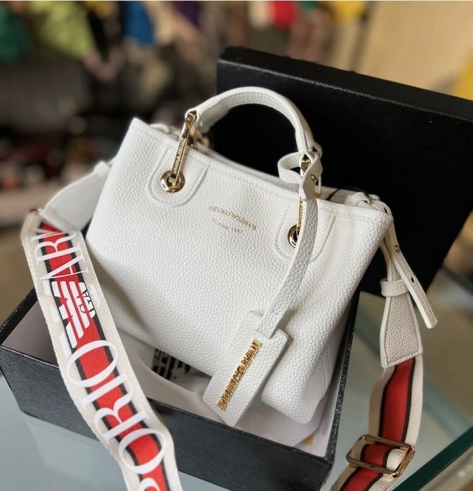 Сумка кросбоді Emporio Armani оригінал