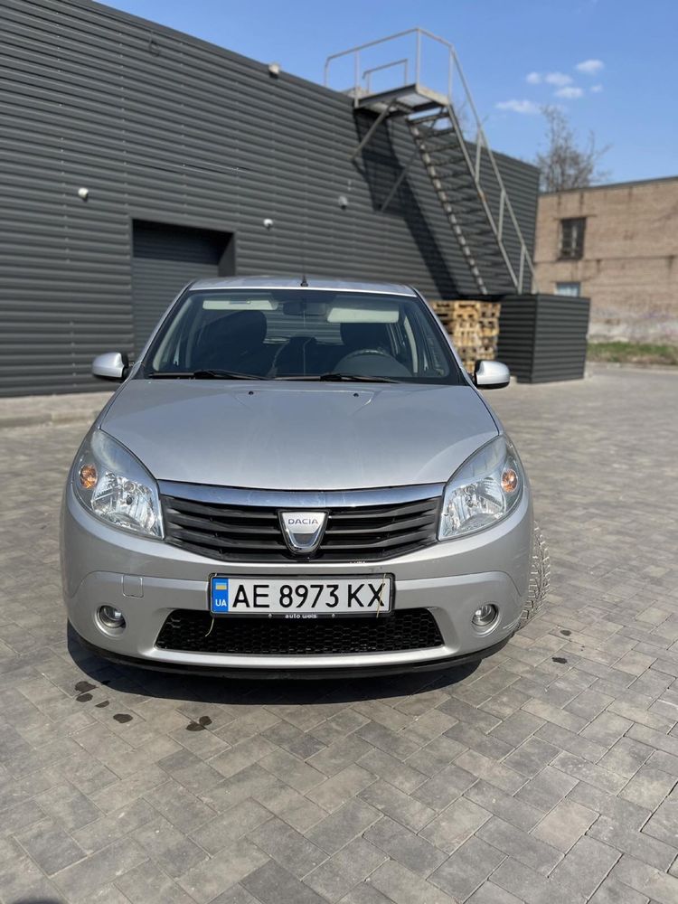 Продам renault sandero