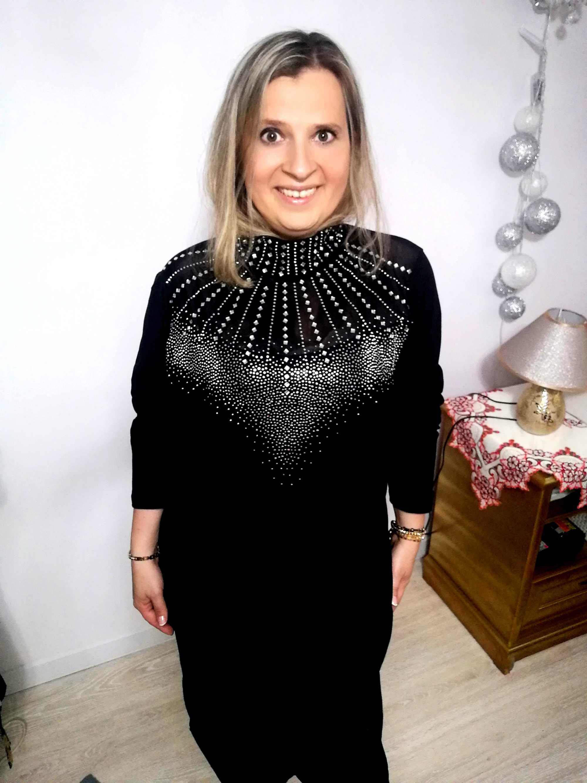 Wikiland Plus Size 48 4XL Piękna elegancka sukienka *Mała Czarna*