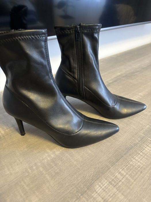 Черевички весняні