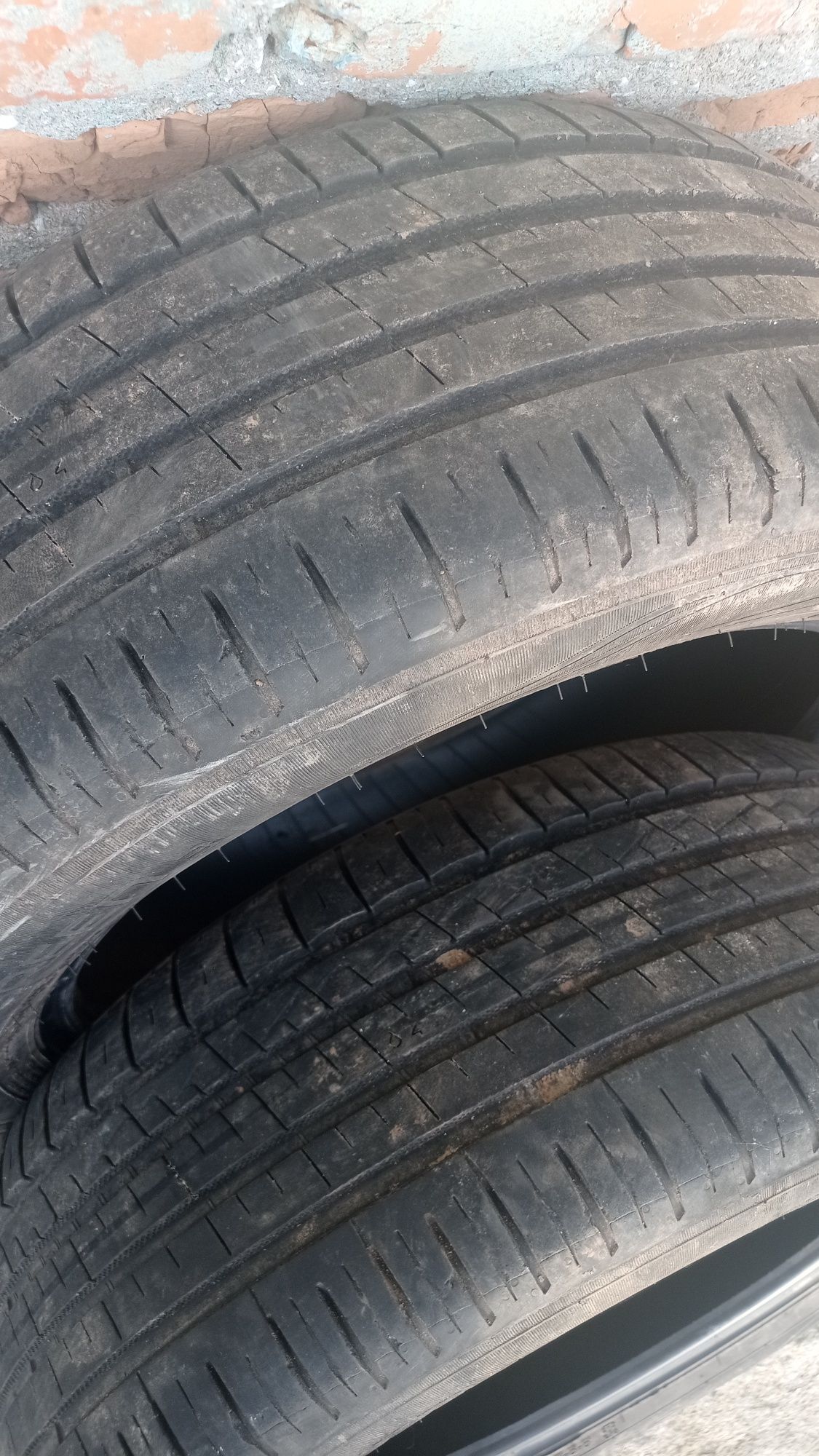 Резина 205/55 R16 Б/У