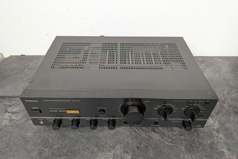 Стерео підсилювач Technics SU VX720. 2x 70 Watt.