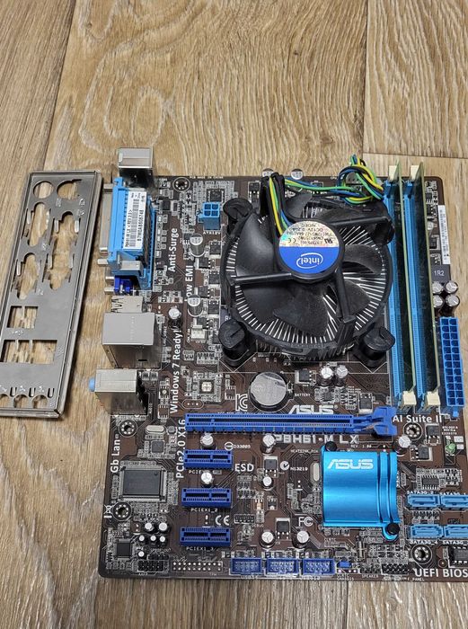 Комплект i3 2100+asus p8h61+8gb ddr3+куллер Socket 1155