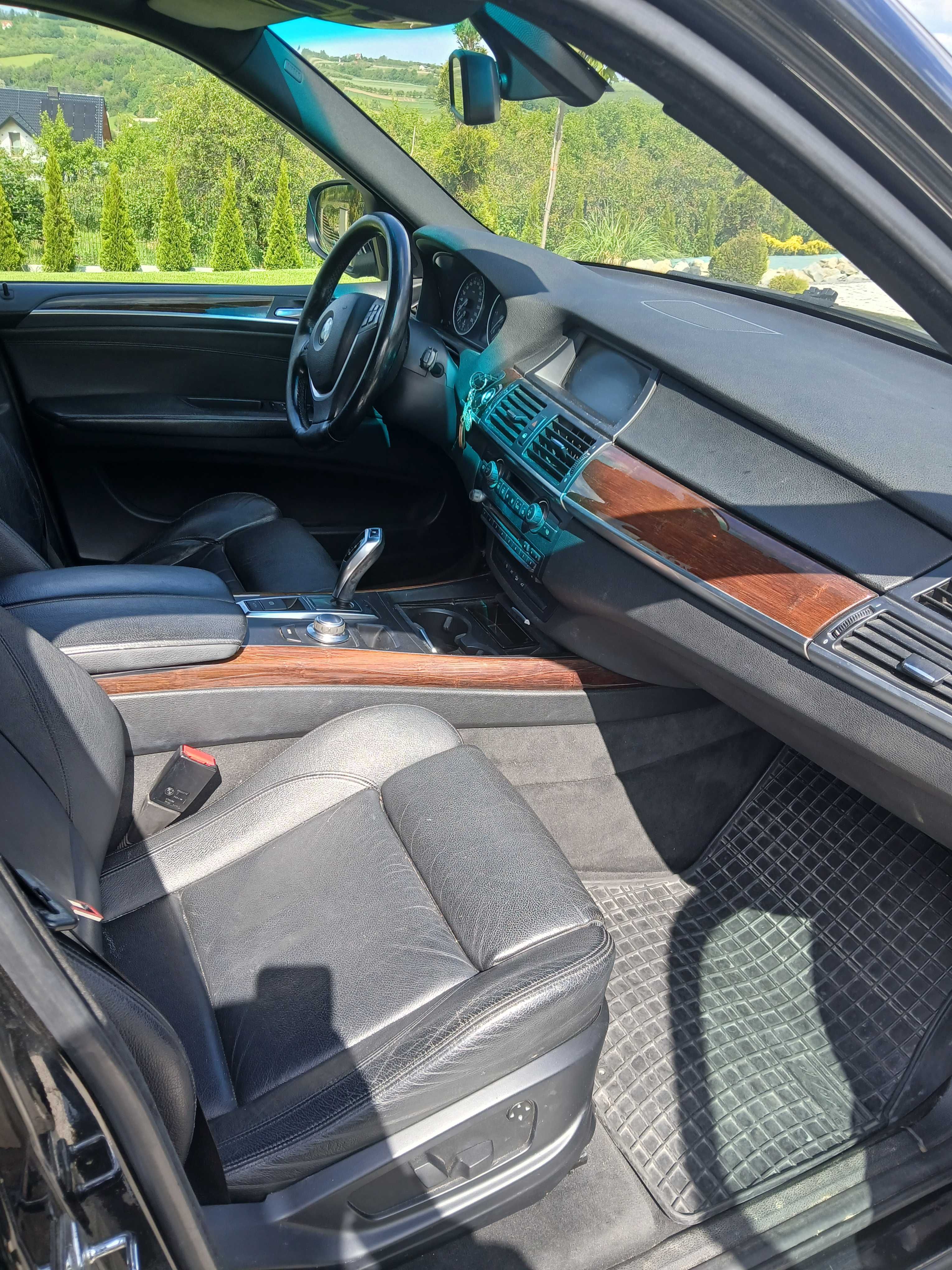 BMW X5 E70  3.0 235 KM