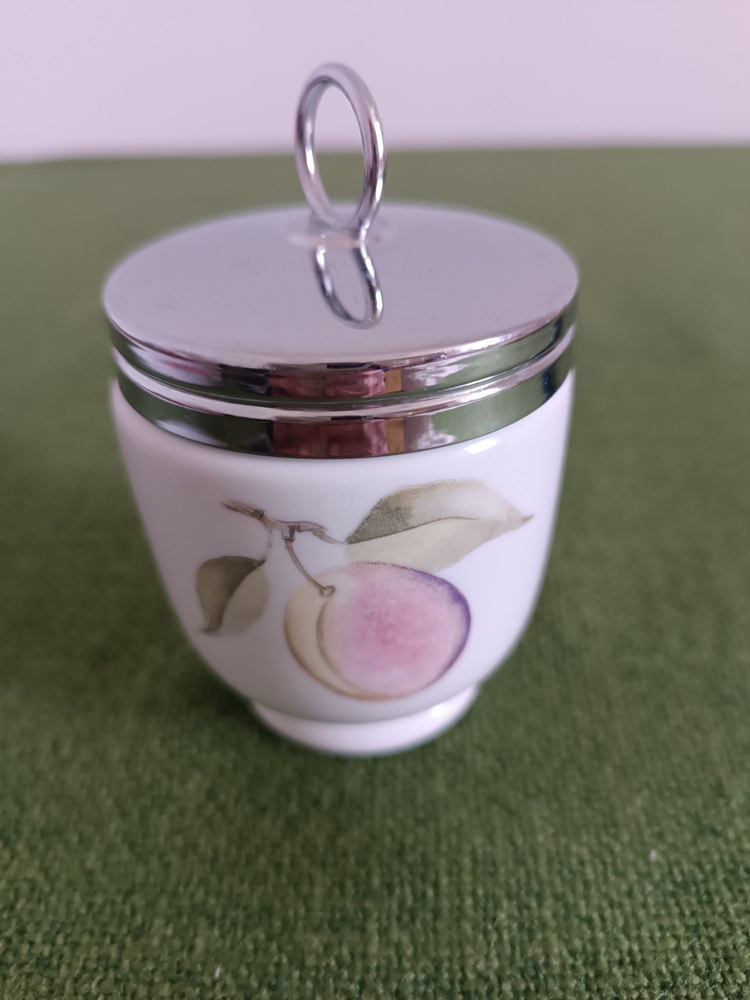 Pojemnik na jajko Royal worcester