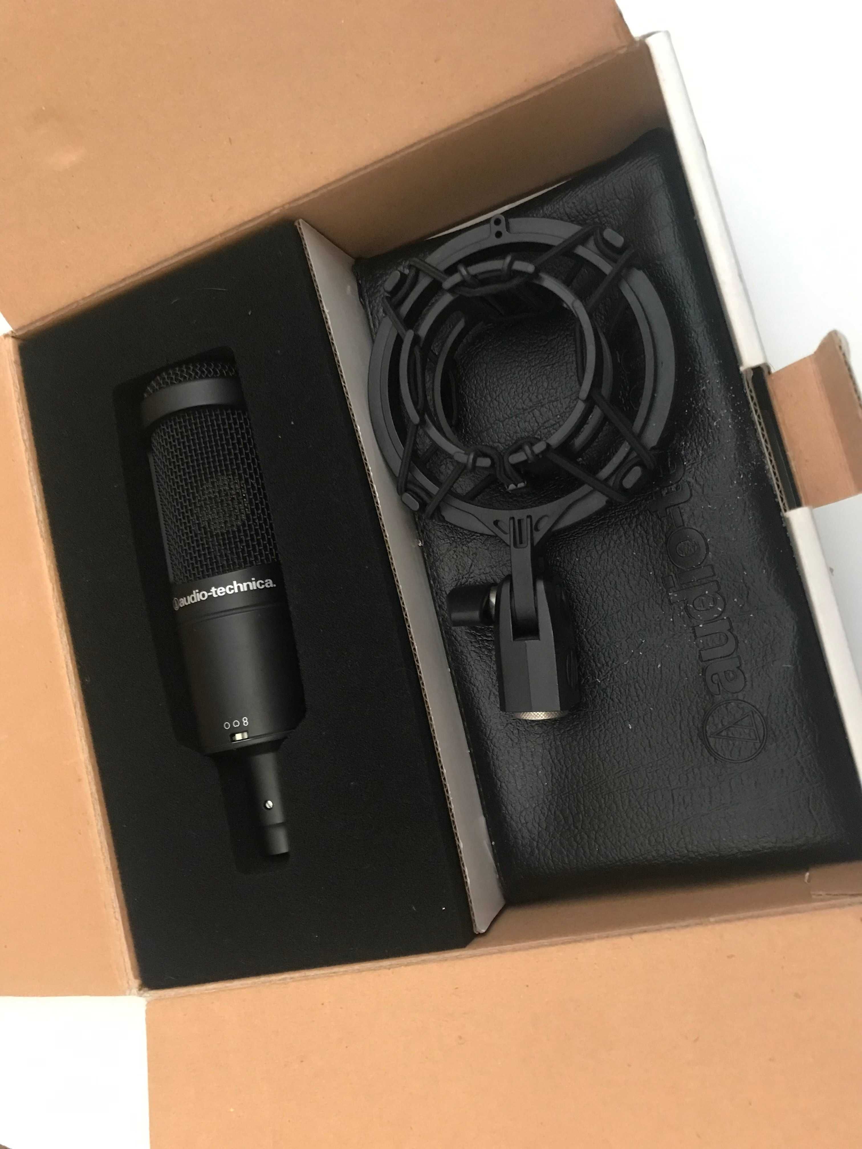 Audio Technica AT2050 Multi-pattern Microfone