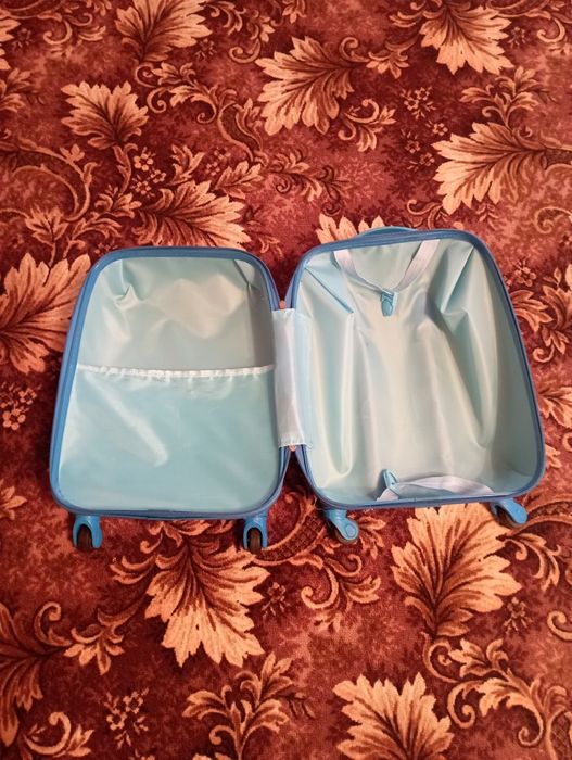 Продам валізу дитячу Маквін