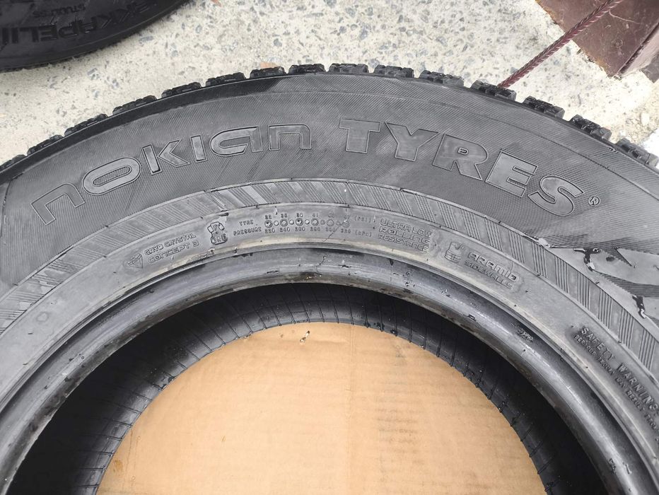 Шини Nokian Hakkapeliitta R3 SUV 245 70 16