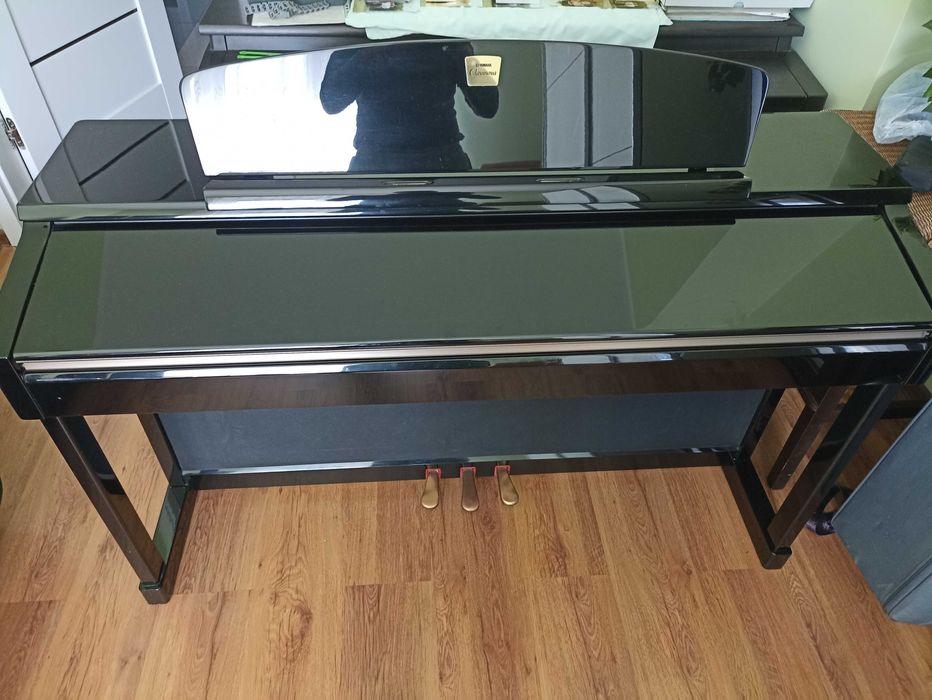 Pianino cyfrowe Yamaha Clavinova CLP-170, czarny połysk