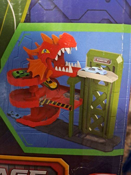 Zjeżdżalnia dinozaur