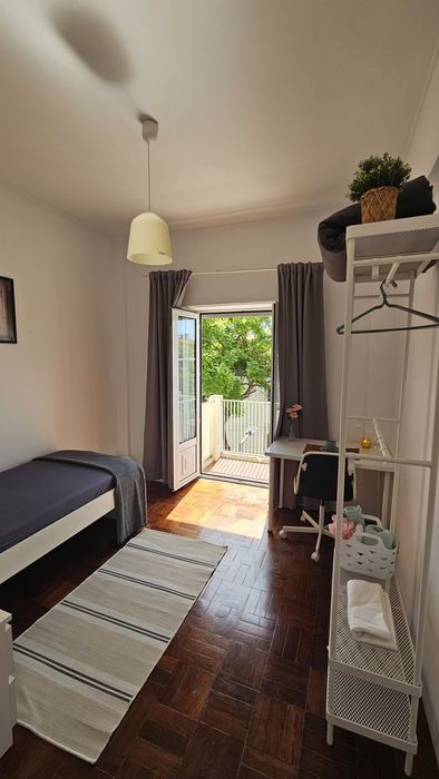 Quarto individual em Belém.