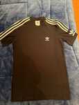 Adidas T-shirt Preta