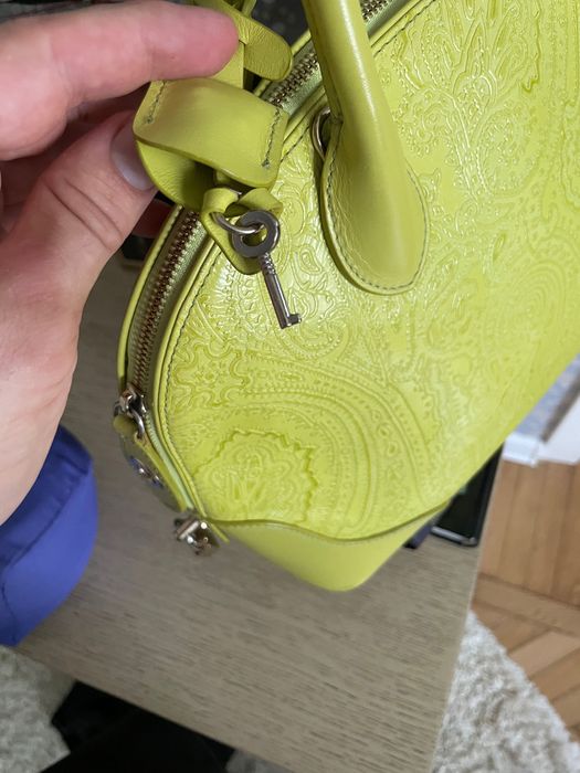 Зелена, Лайм ETRO сумка з рельєфною шкірою із візерунком зі шлейкою