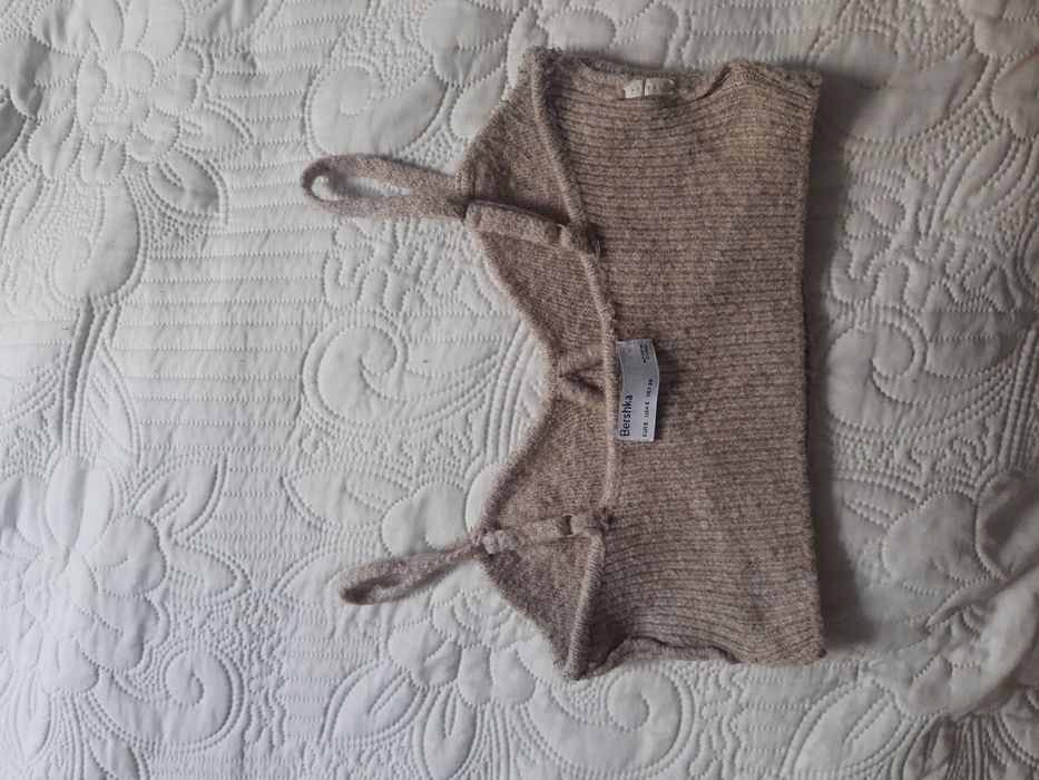 Top materiałowy, beż, Bershka, S, crop top.