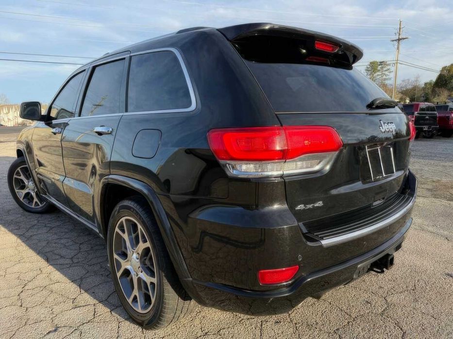 Jeep Grand Cherokee Overland      2020