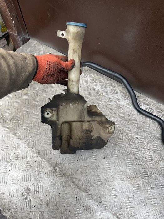 Бачок омывателя хонда аккорд 1999год honda accord 6