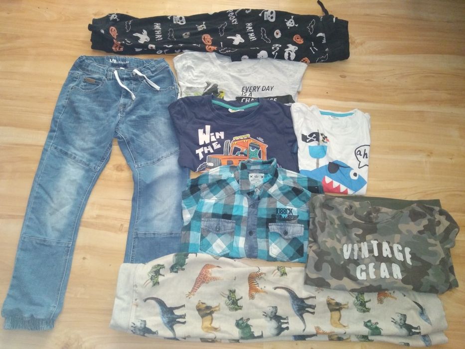 Zestaw ubrań dla chłopca 134