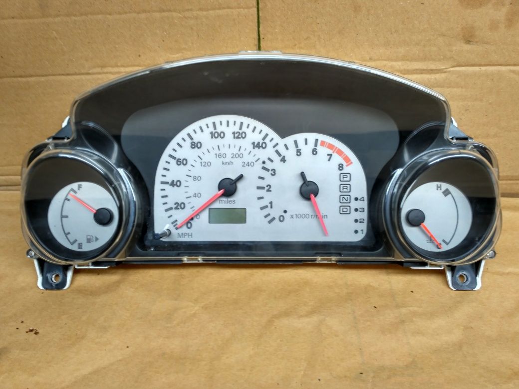 licznik zegary ECLIPSE 3G 3.0B V6 automat 00-05