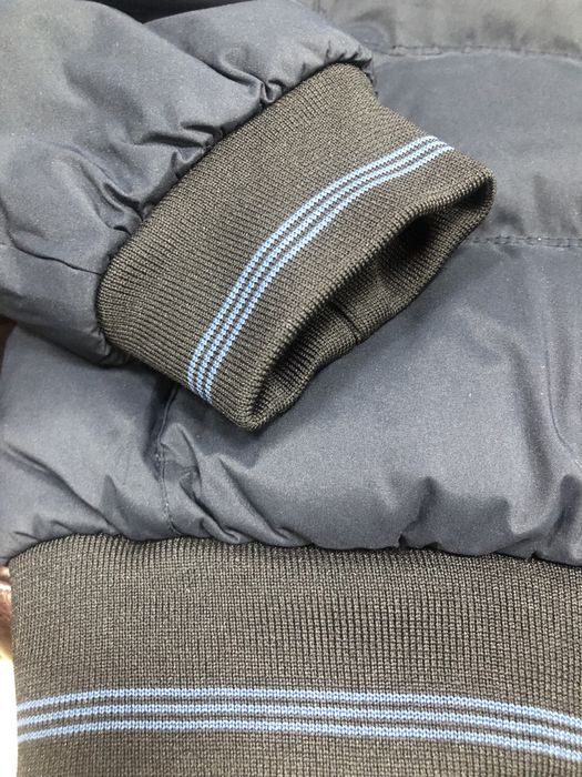 Чоловіча зимова куртка.