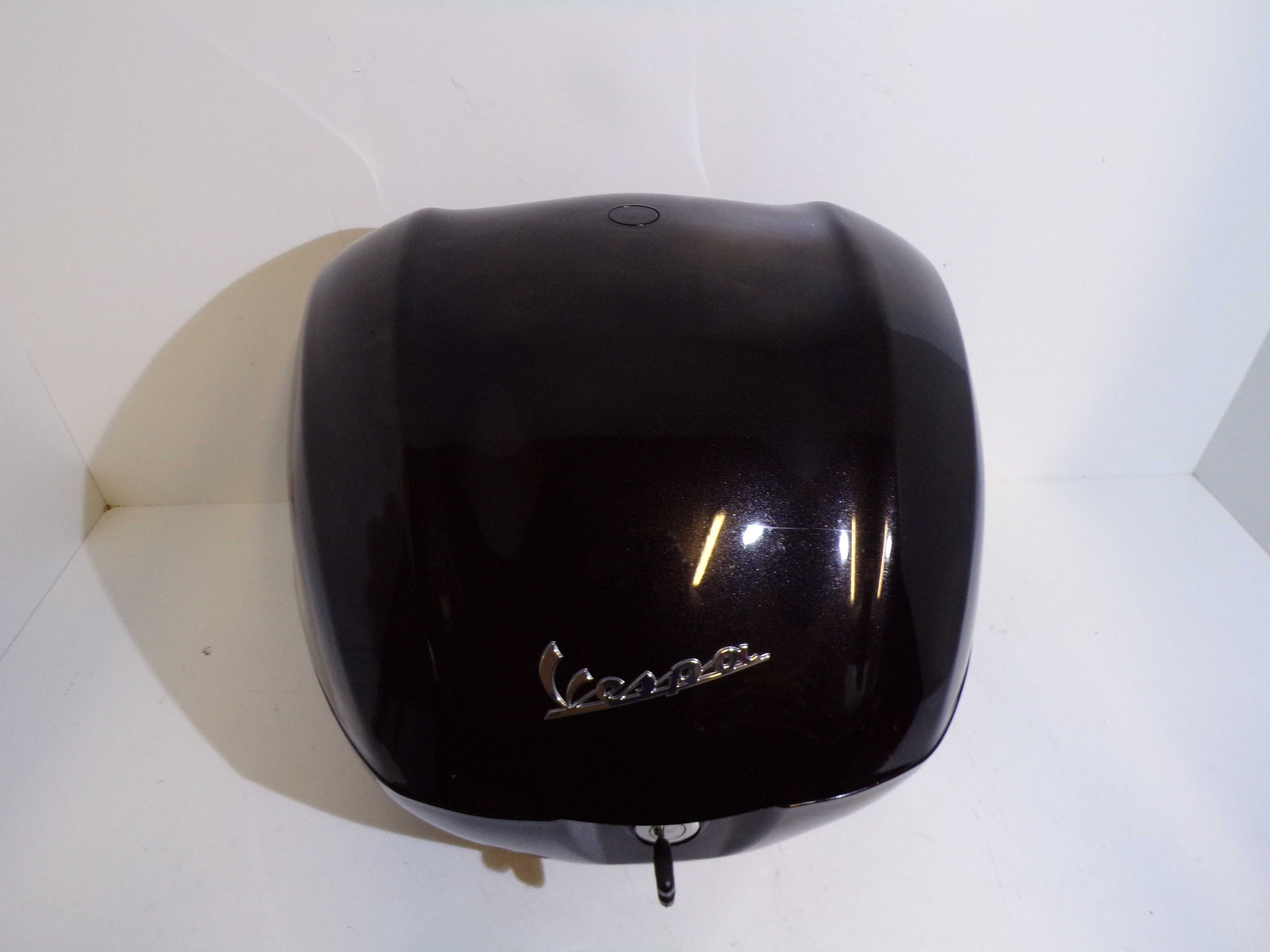 Oryginalny kufer Vespa Primavera Sprint Gts LX S 50/125cc kolor czarny