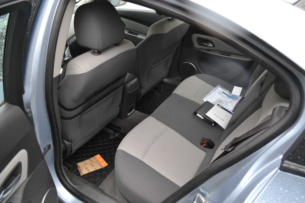 Cruze - 1.6 benzyna - Mały przebieg-ŚLICZNY KOLOR-nowe opony i rozrząd