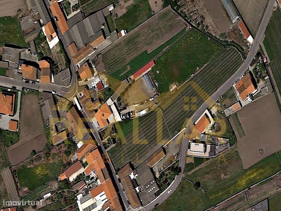 Propriedade para restauro em Aver-o-Mar - Póvoa de Varzim