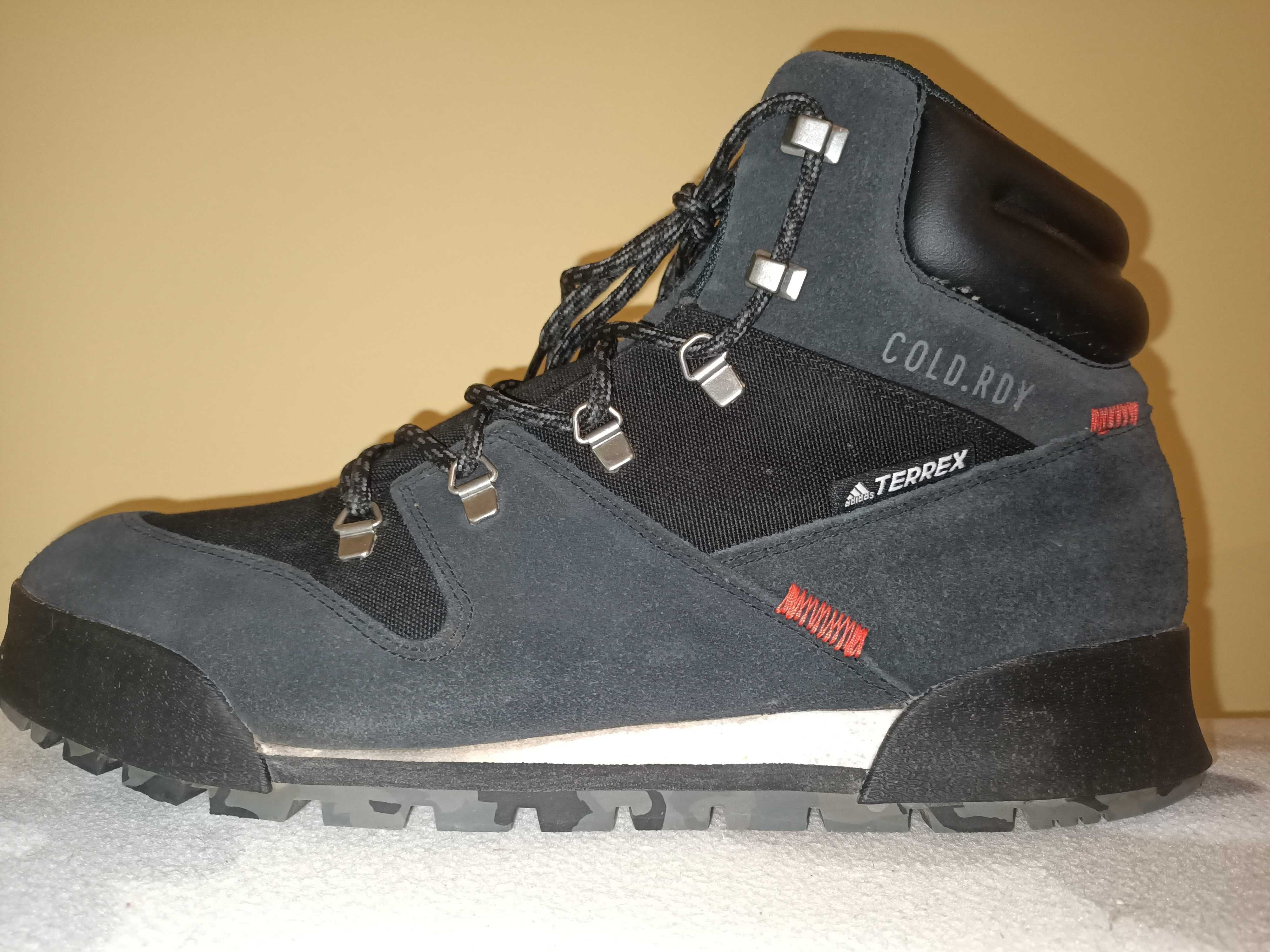 Adidas Terrex Snowpitch Cold.RDY buty męskie ocieplane, rozm. 45 1/3