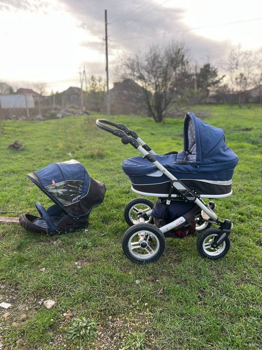 Коляска 2в1 в очень хорошем состоянии