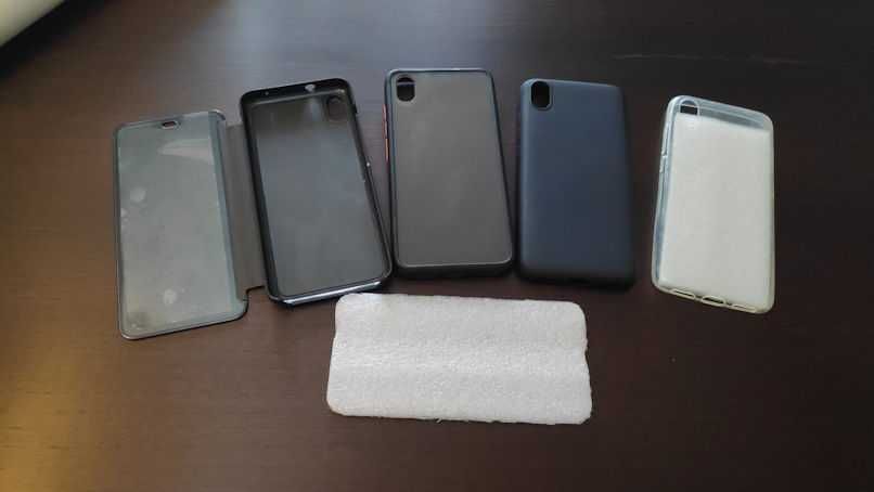 Capas e películas ecran para Xiaomi Redmi 7A / Pocophone F1