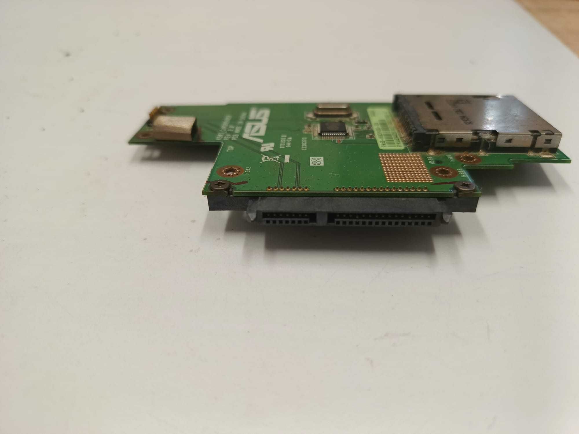 Moduł z czytnikiem kart pamięci do laptopa Asus K50C.
