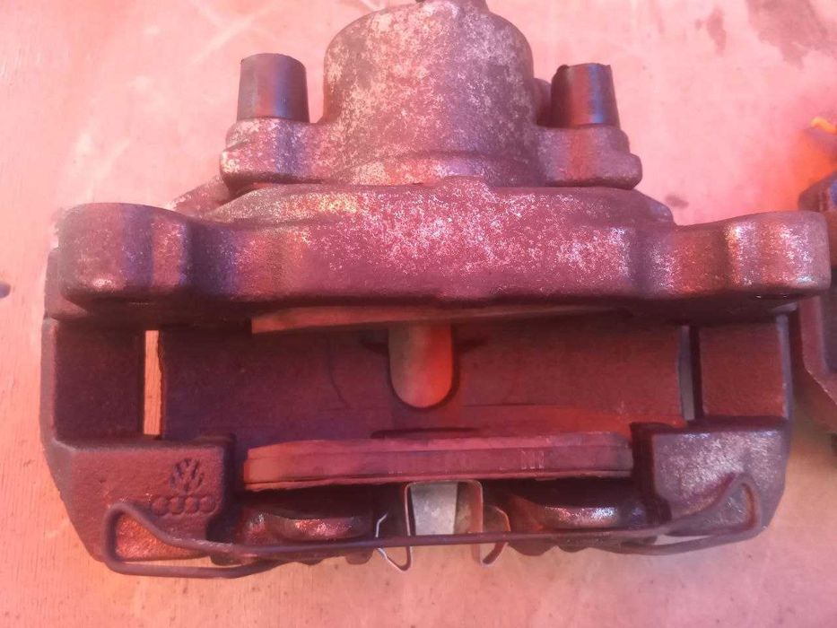 Суппорт тормозной фольксваген,шкода,сеат,ауди.