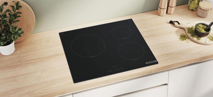 Індукційна варильна поверхня - Bosch PUJ631BB5E, 3 зони, 28 см,