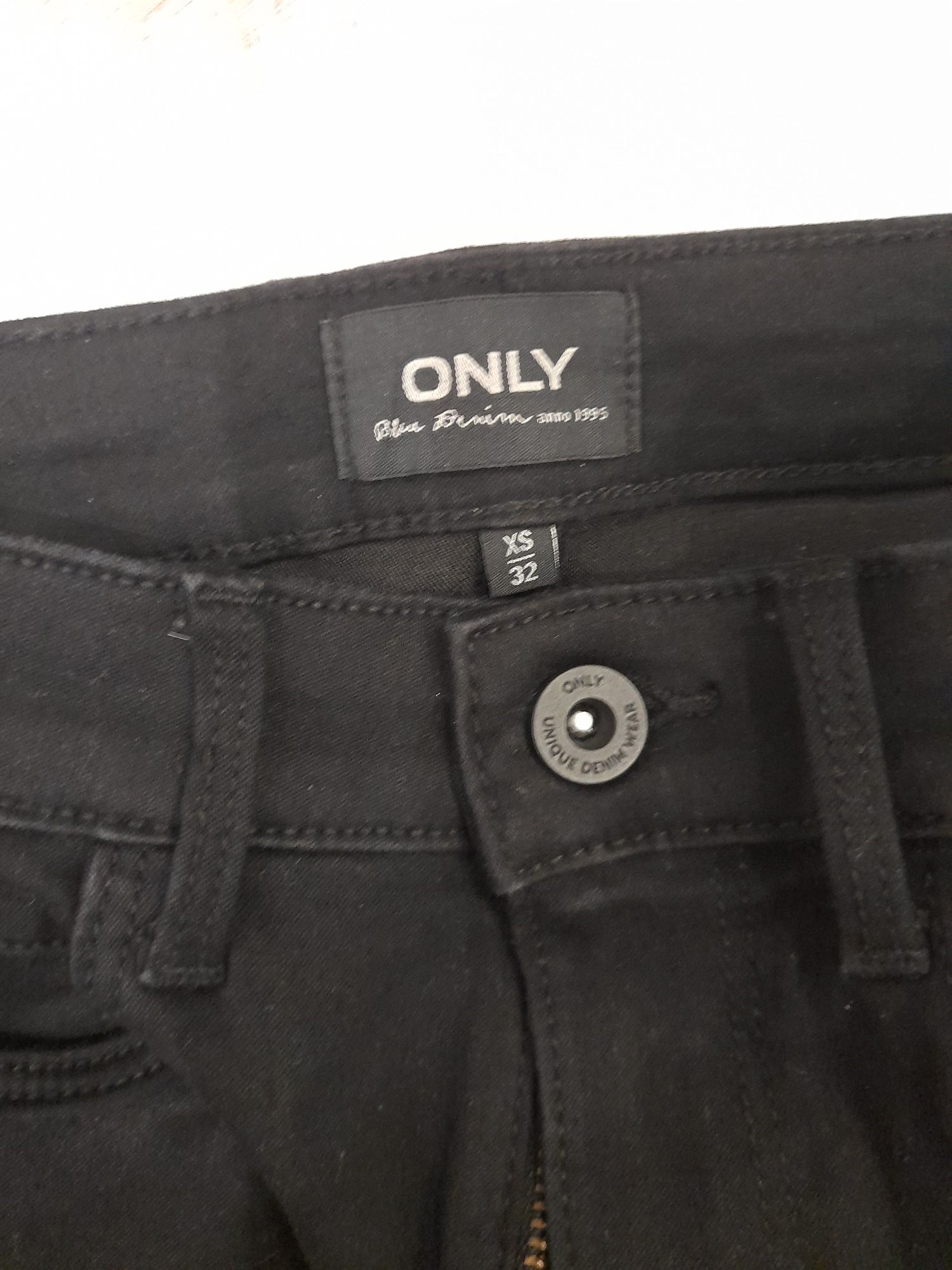 Nowe czarne spodnie ONLY xs