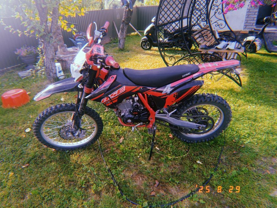 Срочно продам BSE j10, 250 куб, 26 л/с