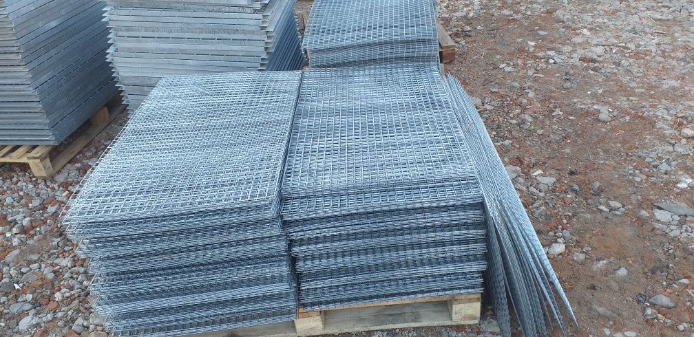 siatka zgrzewana ,panel oko 24x24mm,100x47,5 cm, fi 2 mm papugi,kurnik